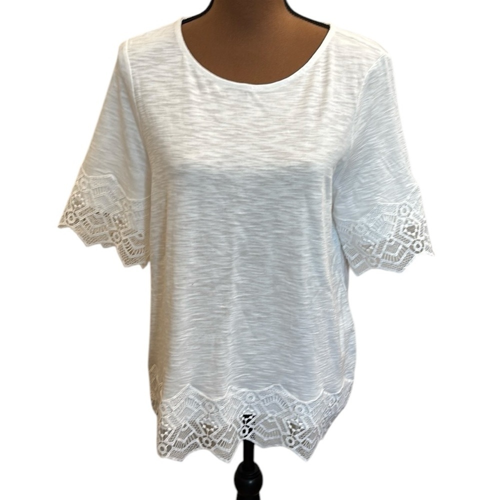 Chicos White Lace Trim Short Sleeve Tee Size 1 (M)